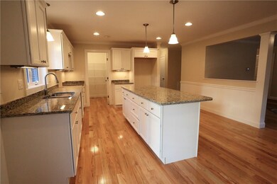 19 Dillon Ln, Smithfield, RI 02917 - photo 4