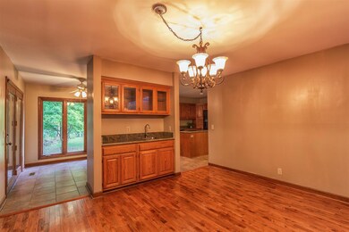 Butler pantry in the kitchen. 