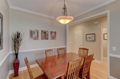 2392 Kings Gate (5)