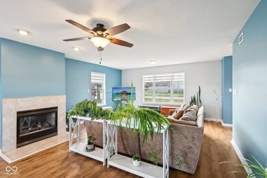 737 West St, Whiteland, IN 46184 - photo 5