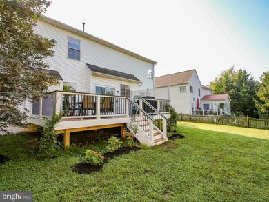 17249 Pickwick Dr, Purcellville, VA 20132 - photo 2