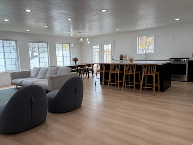 790 W 550 S, Orem, UT 84058 - photo 2