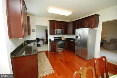 8616 Wintergreen Ct unit 306, Odenton, MD 21113 - photo 7