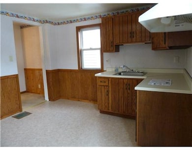 Kitchen. Newly installed easy-care flooring.
