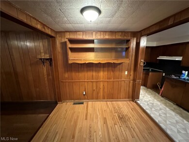 1202 5th St NE, Canton, OH 44704 - photo 5