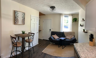 1619 Mansfield St, Cincinnati, OH 45202 - photo 5