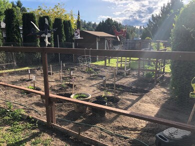 1275 SE Grandview Ave, Grants Pass, OR 97527 - photo 2