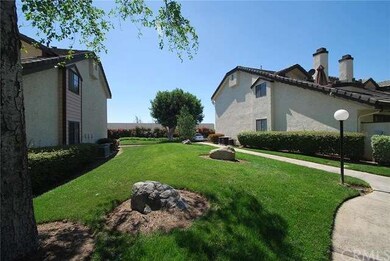 942 W Arrow Hwy unit D, Upland, CA 91786 - photo 5