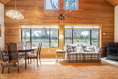 34-Living Area