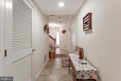 5917 Fox Glen Ct, Elkridge, MD 21075 - photo 4