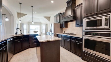 Stainless appliances, gas stove top!