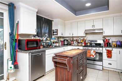 1135 E Nugent St, Lancaster, CA 93535 - photo 5