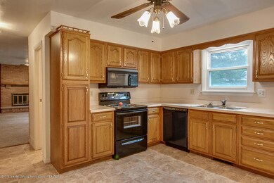 006-3411 Christine Dr Lansing -Medium