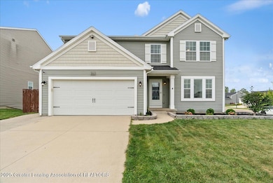 944 Pennine Ridge Way, Grand Ledge, MI 48837 - photo 2