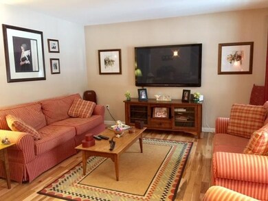 B -JANCOSKO - LIVING ROOM