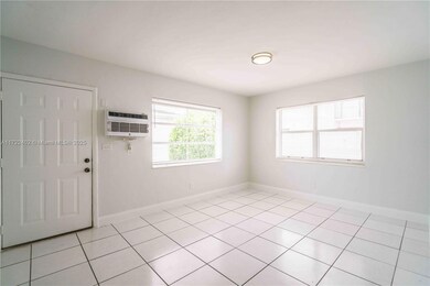 7821 Carlyle Ave unit 6, Miami Beach, FL 33141 - photo 6