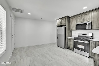 1107 Myrtle Ave-4