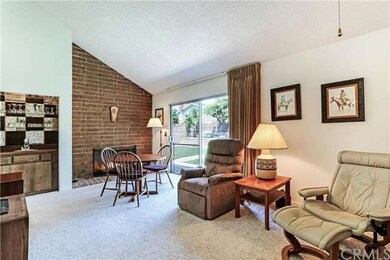 FAMILY ROOM, LIGHT AND BRIGHT, VAULTED CEILINGS, F