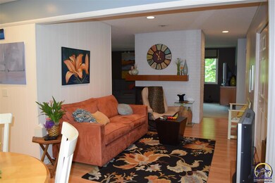 2701 SW Boswell Ave, Topeka, KS 66611 - photo 4