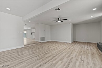 6229 Cromwell Ave, Las Vegas, NV 89107 - photo 6