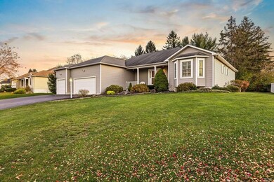 Vinyl siding, 3 car garage, 3 bedrooms, 3 full bat