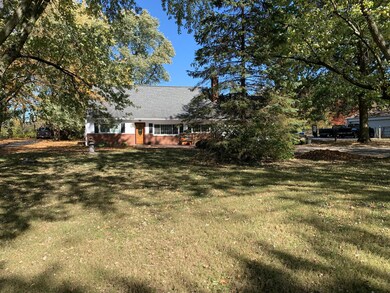 2898 Clime Rd, Columbus, OH 43223 - photo 6