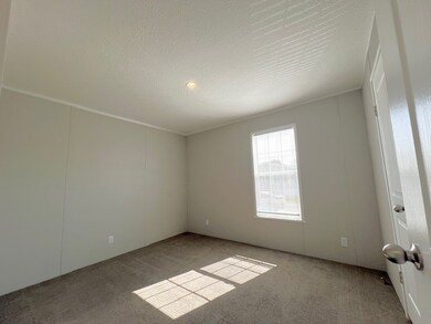 5196 Tokay Dr unit 92, Flint, MI 48507 - photo 6