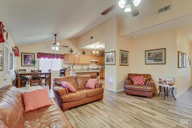 5002 Mar Grande Dr, Bakersfield, CA 93307 - photo 6