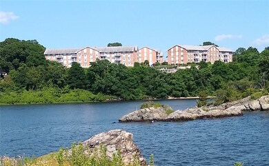 33 Bullocks Point Ave unit 3C, Riverside, RI 02915 - photo 2