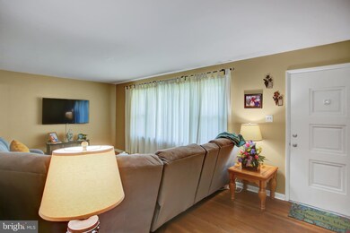 409 Fairway Dr, Lancaster, PA 17603 - photo 2