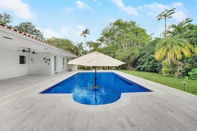 7775 SW 145th St, Palmetto Bay, FL 33158 - photo 2