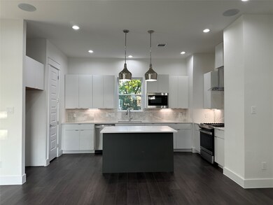 4714 Independence Heights Ln, Houston, TX 77018 - photo 3