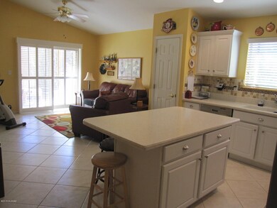 Kitchen to Family Rm