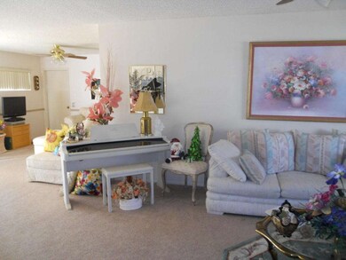 10713 W Hutton Dr, Sun City, AZ 85351 - photo 7