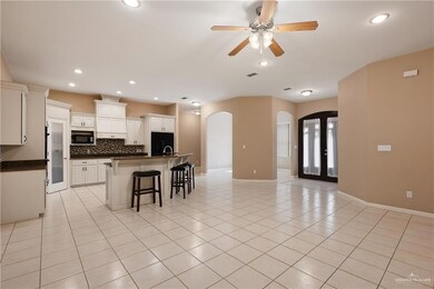 4307 Sundance Cir, Weslaco, TX 78599 - photo 4