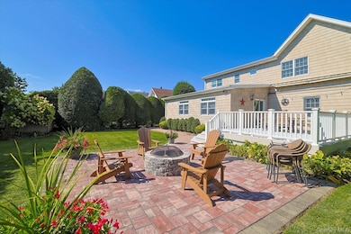 122 Pine St, Rockville Centre, NY 11570 - photo 6