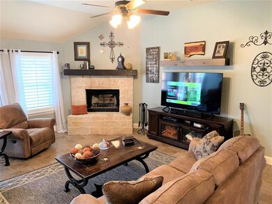 2729 Westglen Dr, Denton, TX 76207 - photo 7