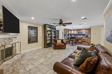 9205 Glen Falls Ln, Denton, TX 76210 - photo 4