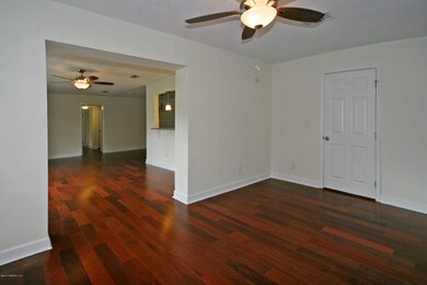 2148 Belinda Cir, Jacksonville, FL 32216 - photo 5