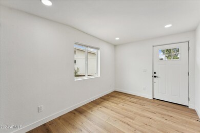 04-004-living-room