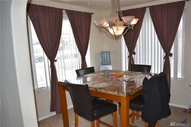 810 N Baker Ave, East Wenatchee, WA 98802 - photo 2