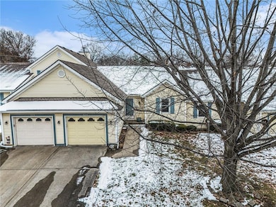 7123 N Brooklyn Ave, Kansas City, MO 64118 - photo 2