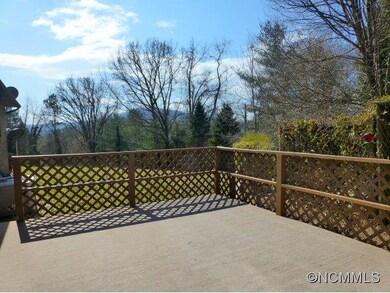 171 Kingswood Dr, Hendersonville, NC 28792 - photo 2
