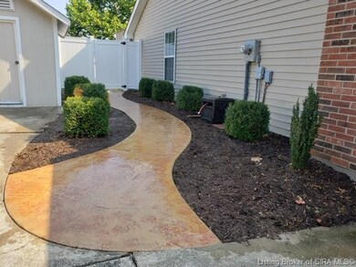 417 S Parkline Dr, New Albany, IN 47150 - photo 4