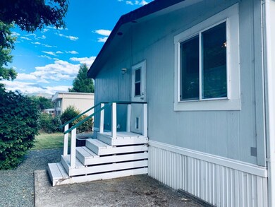 402 Currie Ln, Grants Pass, OR 97526 - photo 7