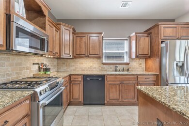 2020 E 133rd Ct, Bixby, OK 74008 - photo 6