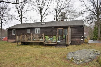 11 Hickory Ln, Webster, MA 01570 - photo 3