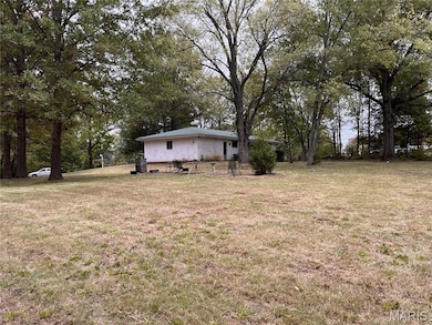 6533 Heintz Rd, Saint Louis, MO 63129 - photo 7