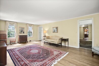 19 Tod Ln Greenwich CT 06831-print-009-0
