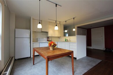 63 Poplar St unit 2, Newport, RI 02840 - photo 4